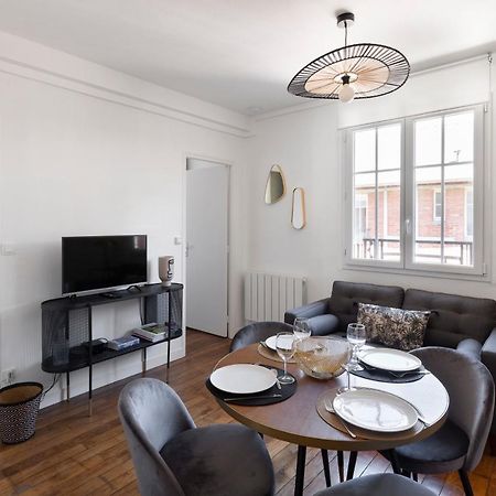 Le Carre Sainte-Anne - Appt En Plein Centre Historique Apartment Rennes Exterior photo