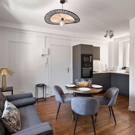 Le Carre Sainte-Anne - Appt En Plein Centre Historique Apartment Rennes Exterior photo
